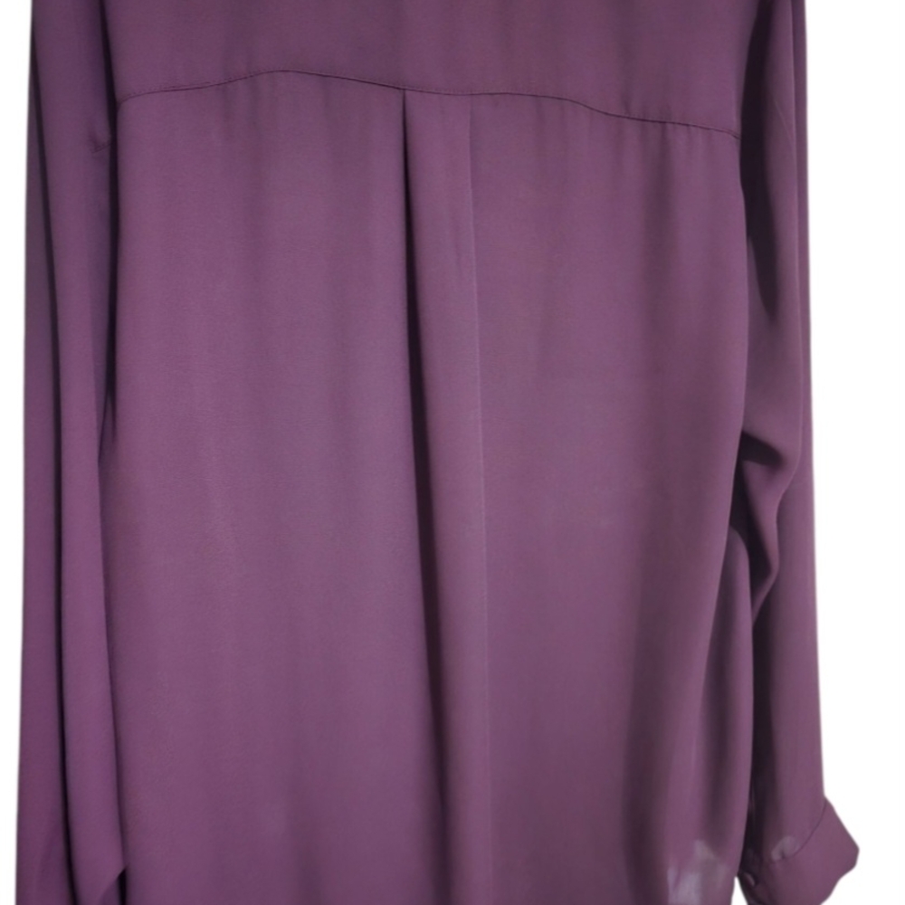 💥REDUCED  💥torrid Deep Purple Button Down Shirt - Picture 4 of 5